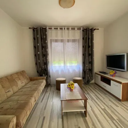 Vito Apartman Povile