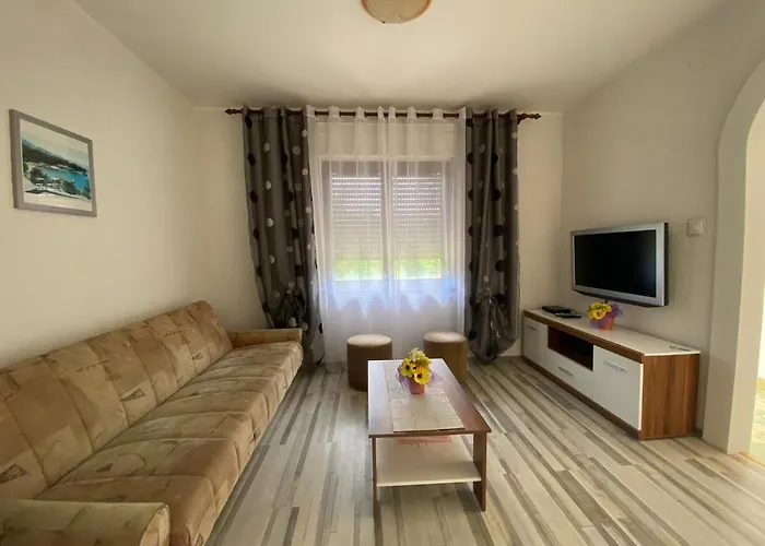 Vito Apartman Povile